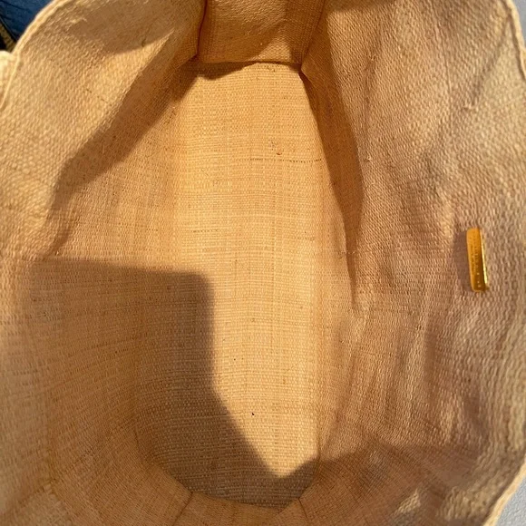 Saks Fifth Avenue strawberry tote - Picture 3 of 5